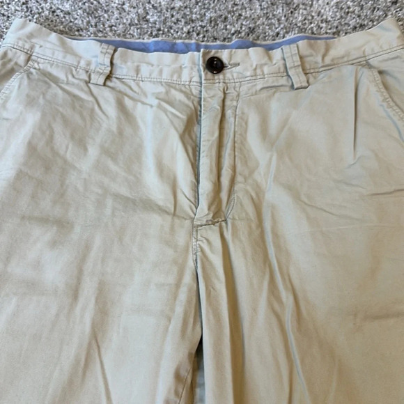 J Crew Khaki Shorts, Size 32 - Picture 2 of 6